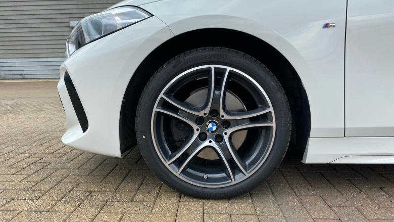 BMW 1 Series 118i M Sport 5dr Step Auto Petrol Hatchback